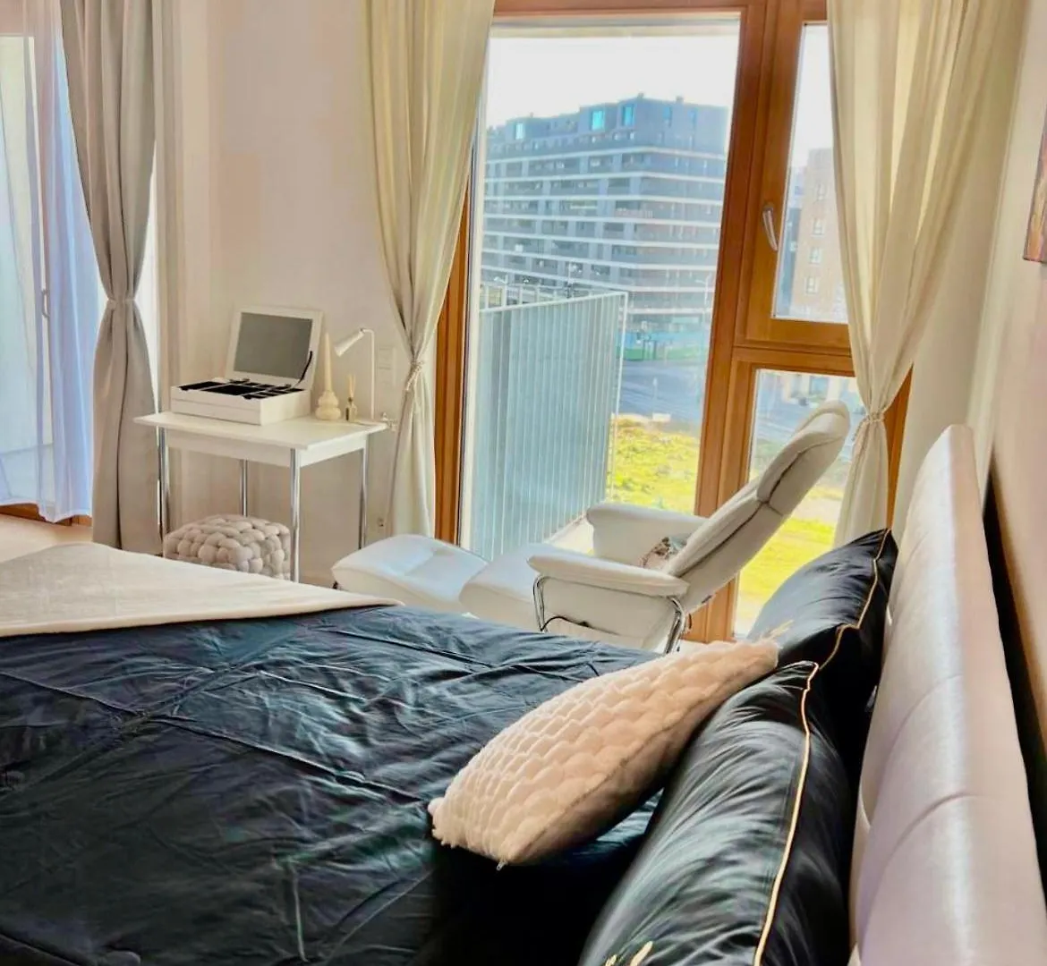 Belvedere White Apartment Vienna Austria