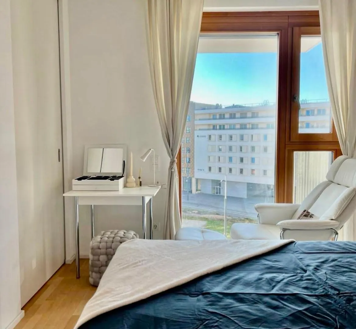 Belvedere White Apartment Vienna